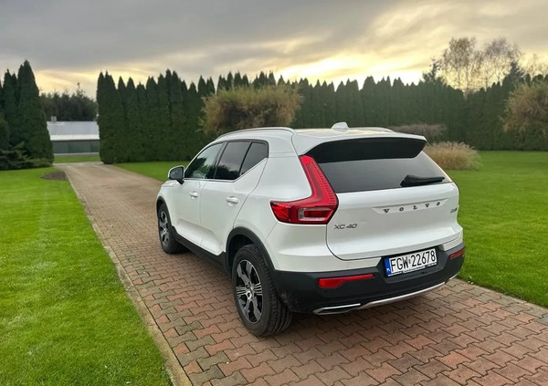 Volvo XC 40 cena 104900 przebieg: 190000, rok produkcji 2018 z Dobra małe 232